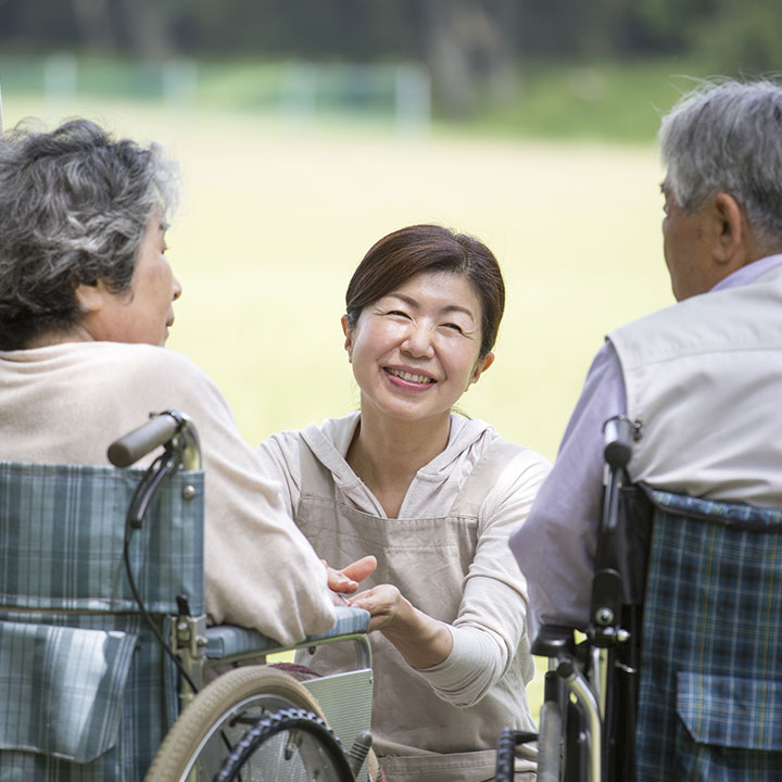 中期や長期なら老人福祉施設